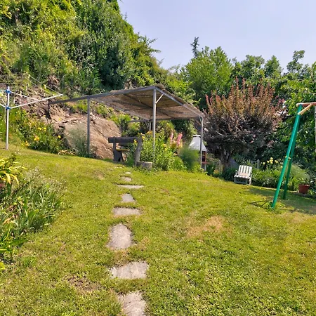 Wonderful Flat With Swimming Pool, Lift And Garden Apartment *